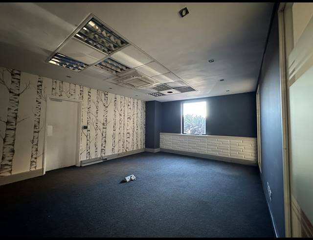 311M² OFFICE TO LET IN SANDTON CENTRAL